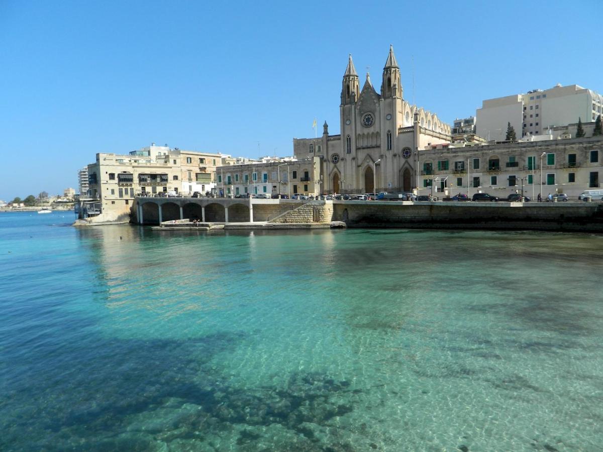 Luxury Apt w/ Side Seaviews and Pool, Top Location Sliema Zewnętrze zdjęcie